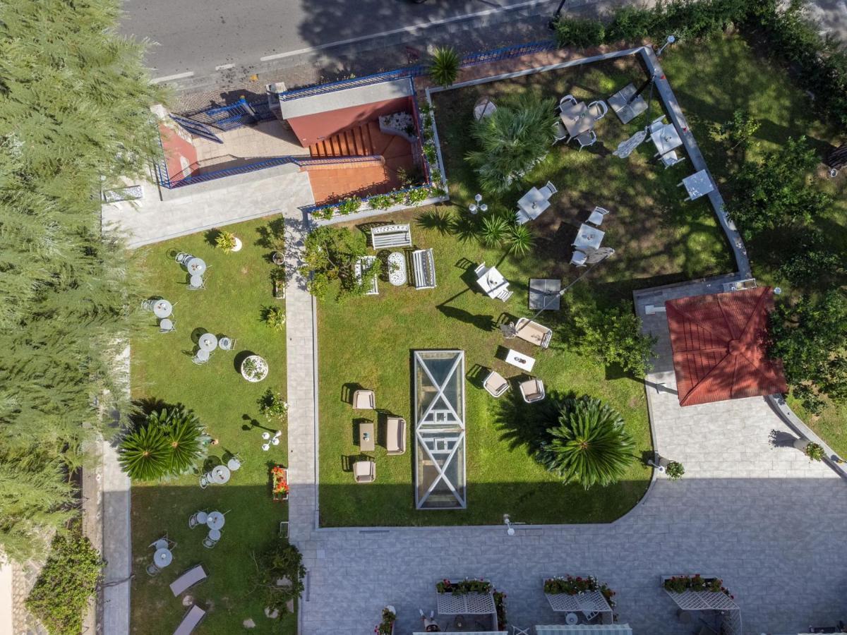 Giardino Archeologico Bed & Breakfast Sorrento Luaran gambar